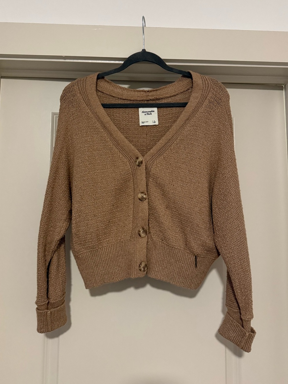 Abercrombie & Fitch Cropped V-Neck Button Cardigan - Brown